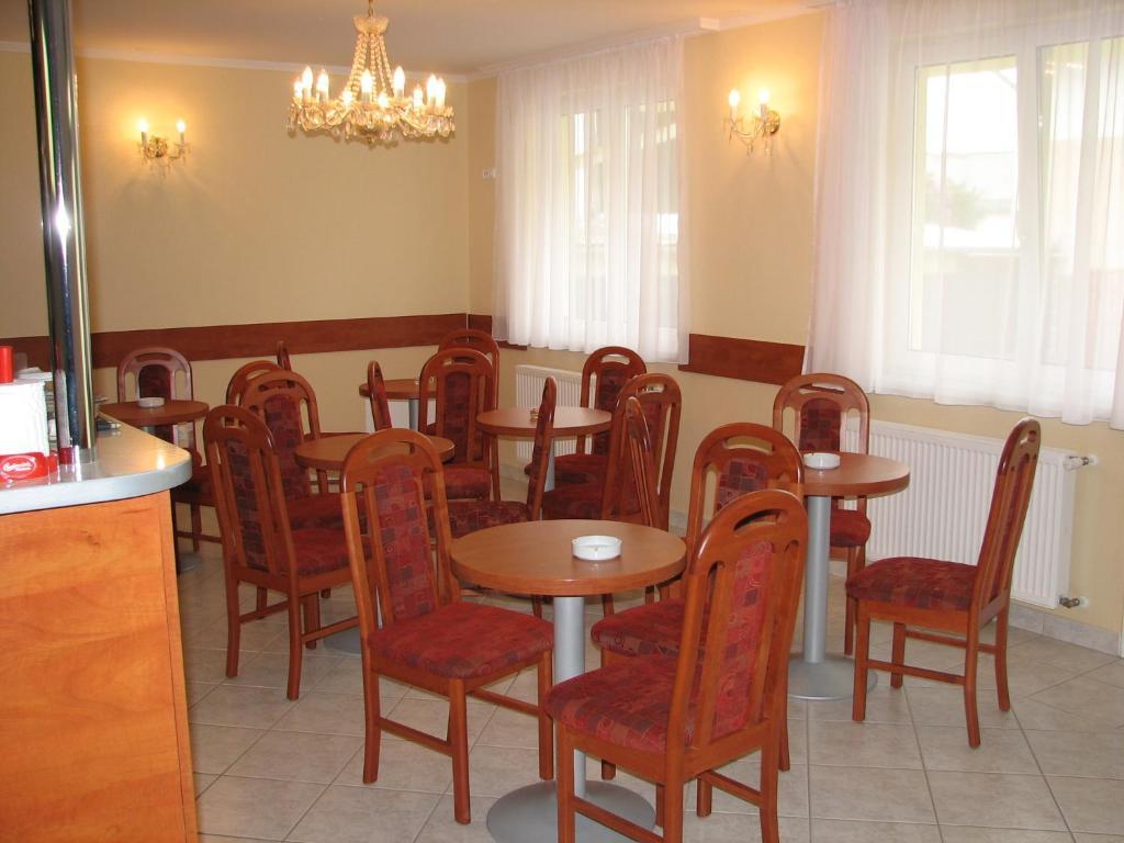 Hotel Kristaly Hajdúszoboszló Екстериор снимка