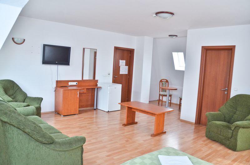 Hotel Kristaly Hajdúszoboszló Екстериор снимка