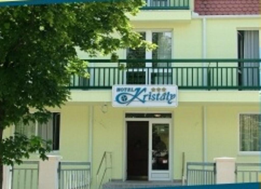 Hotel Kristaly Hajdúszoboszló Екстериор снимка
